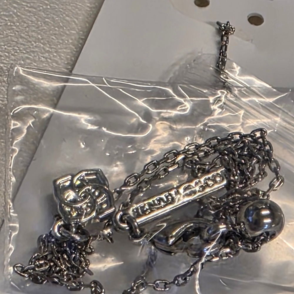 Kendra Scott Silver Pave Crystal Bow Pendant Necklace with Pearl Accents New - Picture 7 of 10